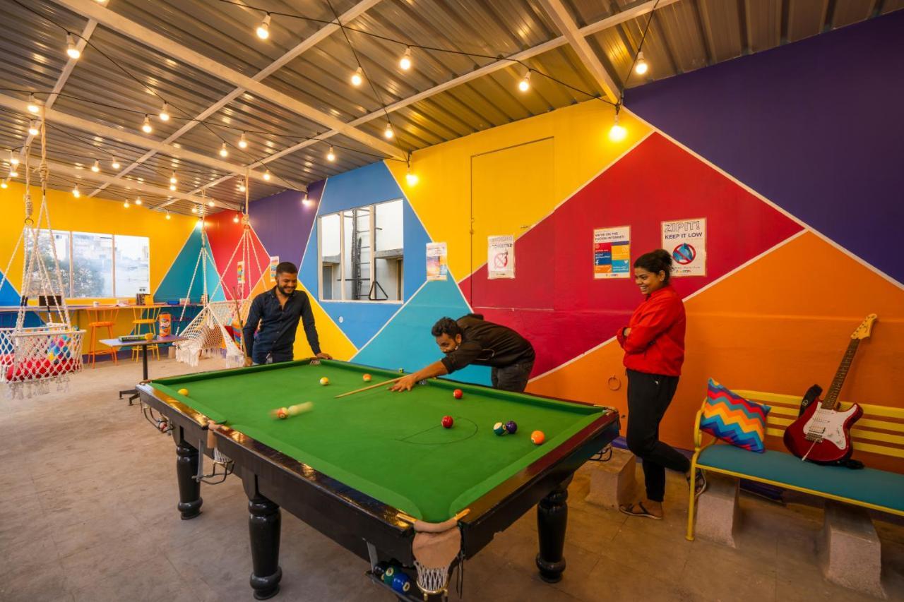 Gostops Bengaluru, Gandhi Nagar Majestic Extérieur photo