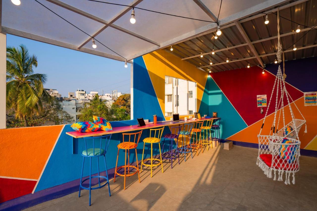 Gostops Bengaluru, Gandhi Nagar Majestic Extérieur photo