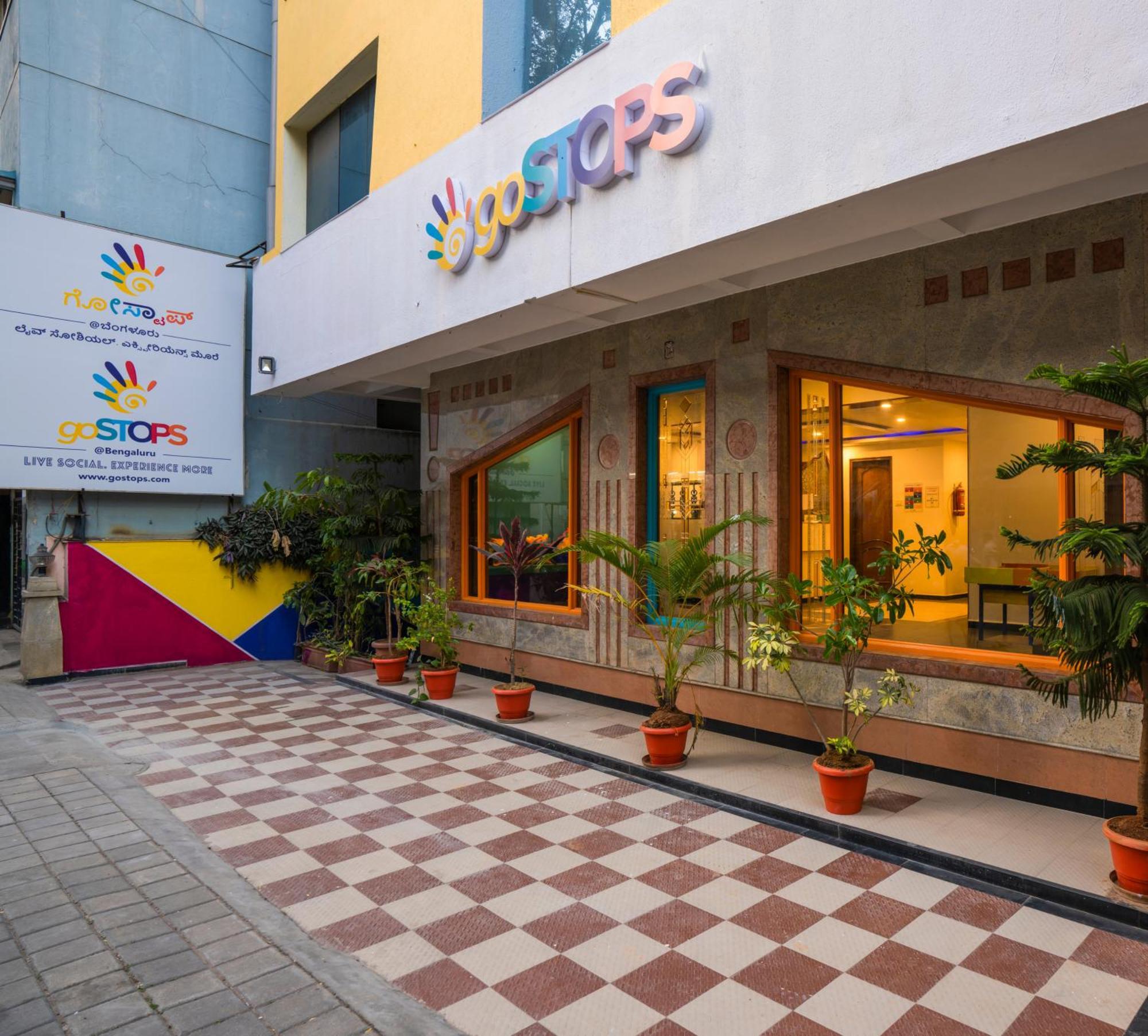 Gostops Bengaluru, Gandhi Nagar Majestic Extérieur photo